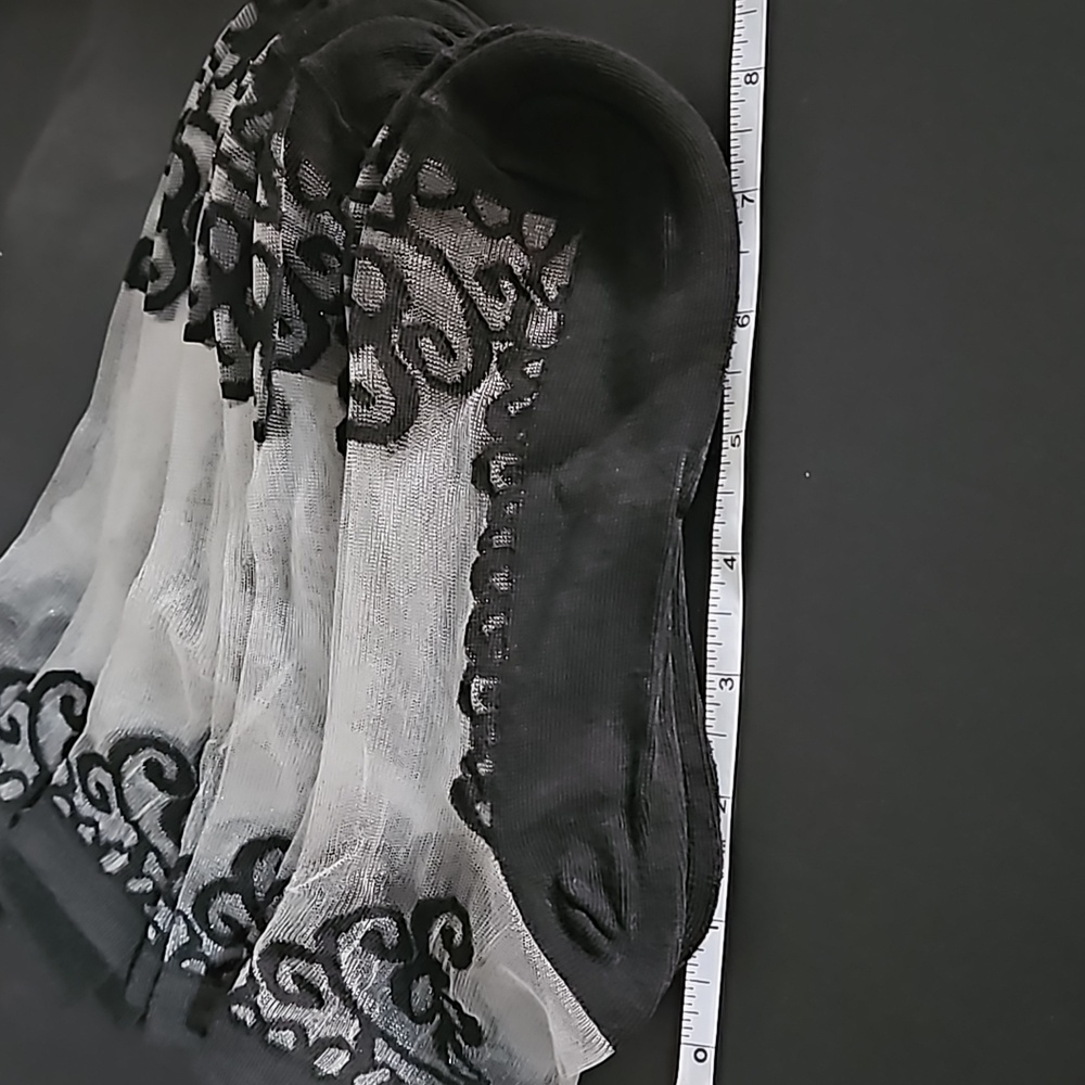Trendy Black & White "Glass" Socks w Lace Detailing.New in pkg. Bundle of 4 - Picture 4 of 6